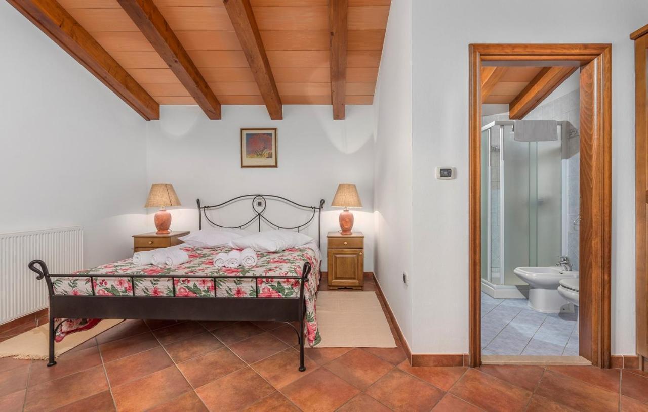 Villa Maggie Vlakovo Koromačno Exteriör bild
