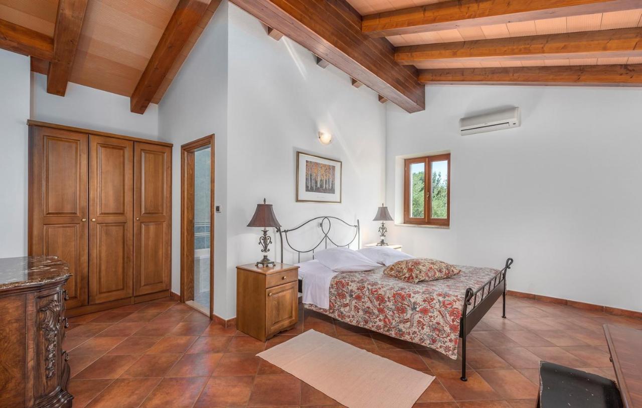 Villa Maggie Vlakovo Koromačno Exteriör bild